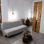 Onar Syros - Rustic Penzion