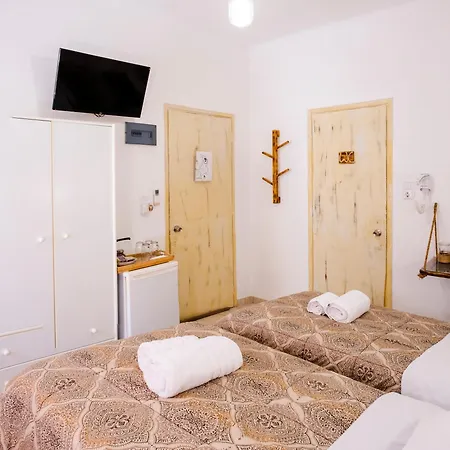 Pensionat Onar Syros - Rustic 3*