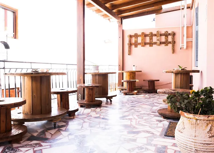 Onar Syros - Rustic Gæstehus 3*